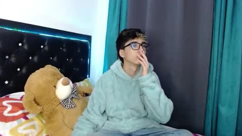 gabriel_x18 online show from 16, 2, 2026