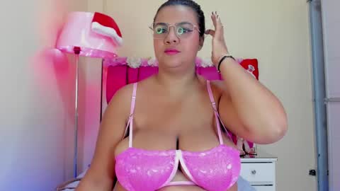 Snapshot of gabrielaa_01 chatting on 30, 12, 2024 Gaby Im on vacation see you on November 25 online show from 30, 12, 2024