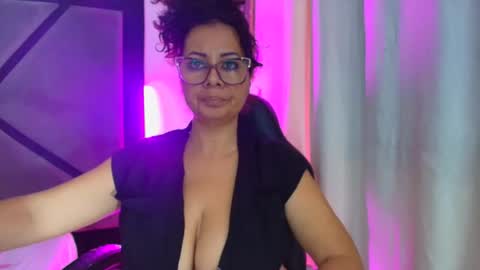 GABRIELA online show from 15, 11, 2025