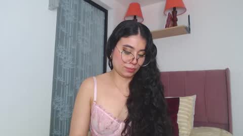 GabrielaRossa online show from 9, 12, 2024