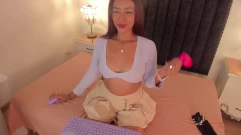 Snapshot of gabriella_ortiz chatting on 26, 11, 2025 gabriella ortiz online show from 26, 11, 2025