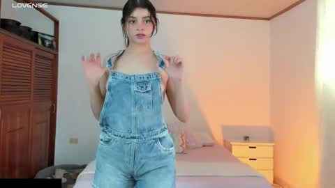 Snapshot of gabriellahoney18 chatting on 3, 3, 2026 Gabriella online show from 3, 3, 2026