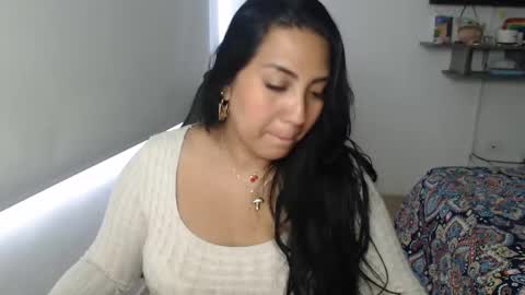 Gaby Blue online show from 6, 2, 2025