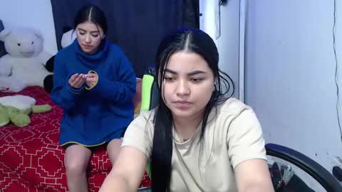 Snapshot of gaby_foz chatting on 14, 12, 2024 Gabriela online show from 14, 12, 2024