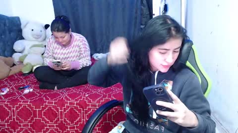 Snapshot of gaby_foz chatting on 22, 1, 2025 Gabriela online show from 22, 1, 2025
