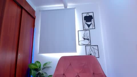 Snapshot of gaby_girl chatting on 13, 9, 2025 online show from 13, 9, 2025