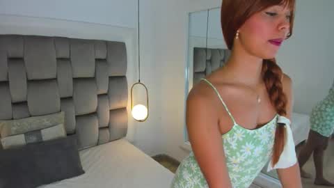 Snapshot of gaby_smit__ chatting on 18, 11, 2025 GABRIELA online show from 18, 11, 2025