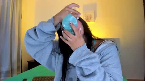 Gabybuttler online show from 27, 2, 2025