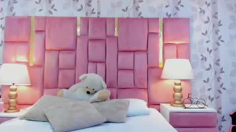 gabymoreau online show from 6, 3, 2026