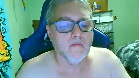 gadude45 online show from 10, 9, 2025