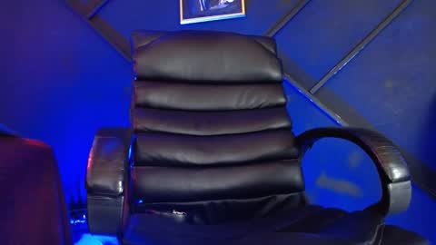 gael_williams3 online show from 8, 3, 2025