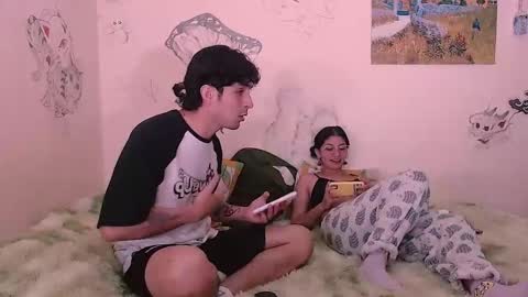 Snapshot of gaia_16 chatting on 14, 3, 2026 Gaia y Clayde online show from 14, 3, 2026