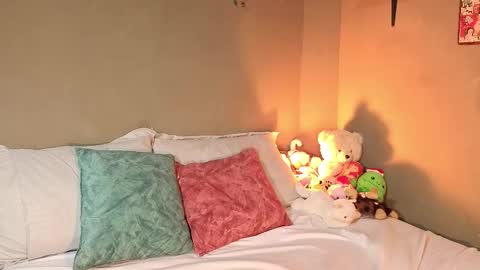 gaia_joness online show from 27, 10, 2025