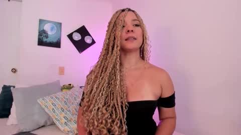 Snapshot of gaia_stonne chatting on 28, 10, 2025 gaia_stonne online show from 28, 10, 2025