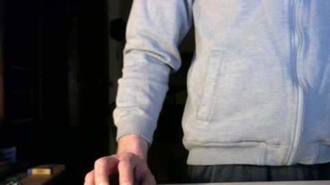 galadriel869 online show from 4, 4, 2026