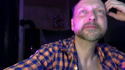 galadriel869 online show from 10, 4, 2026