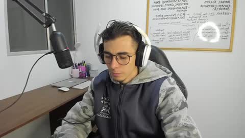 Snapshot of gametommy chatting on 12, 12, 2024 Tommy online show from 12, 12, 2024