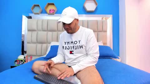 Snapshot of garcia_jacob_ chatting on 15, 10, 2025 garcia_jacob_ online show from 15, 10, 2025