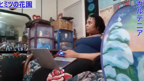 Snapshot of gardeniaspear chatting on 1, 2, 2025 Gardenia online show from 1, 2, 2025