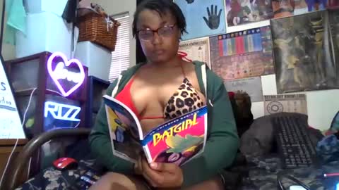 Snapshot of gardeniaspear chatting on 18, 10, 2025 Gardenia online show from 18, 10, 2025