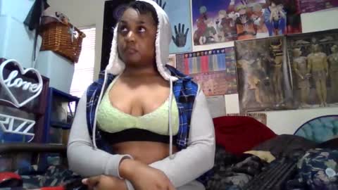 Snapshot of gardeniaspear chatting on 20, 10, 2025 Gardenia online show from 20, 10, 2025