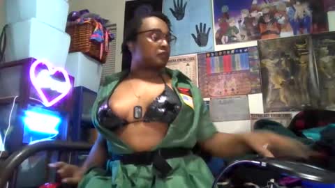 Snapshot of gardeniaspear chatting on 1, 11, 2025 Gardenia online show from 1, 11, 2025