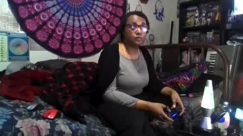 Snapshot of gardeniaspear chatting on 14, 11, 2025 Gardenia online show from 14, 11, 2025