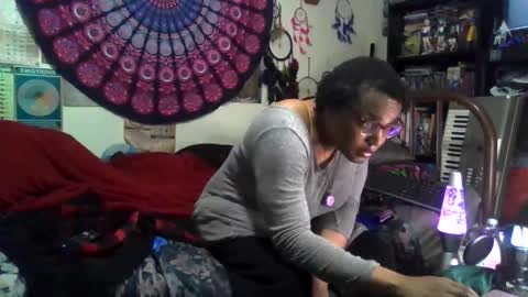 Snapshot of gardeniaspear chatting on 16, 11, 2025 Gardenia online show from 16, 11, 2025