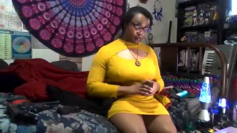 Snapshot of gardeniaspear chatting on 22, 11, 2025 Gardenia online show from 22, 11, 2025