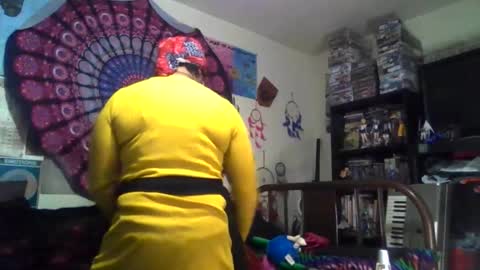 Snapshot of gardeniaspear chatting on 25, 11, 2025 Gardenia online show from 25, 11, 2025