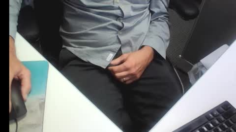 Snapshot of gardensman_561 chatting on 17, 11, 2025 Panty Lover online show from 17, 11, 2025