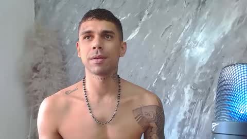 garotosweett online show from 5, 10, 2025