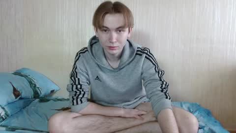 Snapshot of gary_snail33257 chatting on 21, 11, 2025 meow online show from 21, 11, 2025