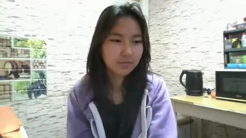 Snapshot of garybusta chatting on 12, 11, 2025 Amelia online show from 12, 11, 2025