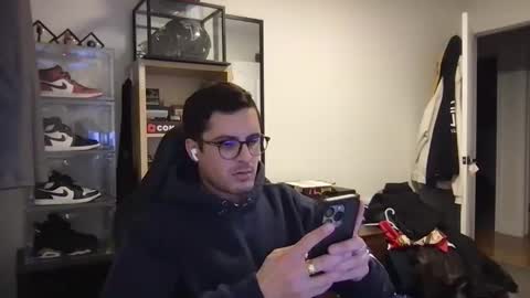 Snapshot of gatmandeep chatting on 11, 12, 2024  Aladdin online show from 11, 12, 2024