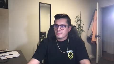 Snapshot of gatmandeep chatting on 14, 1, 2025  Aladdin online show from 14, 1, 2025