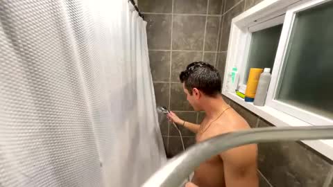 Snapshot of gatmandeep chatting on 24, 1, 2025  Aladdin online show from 24, 1, 2025