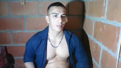Snapshot of gattitosexy_95 chatting on 21, 11, 2025 gattitosexy_95 online show from 21, 11, 2025