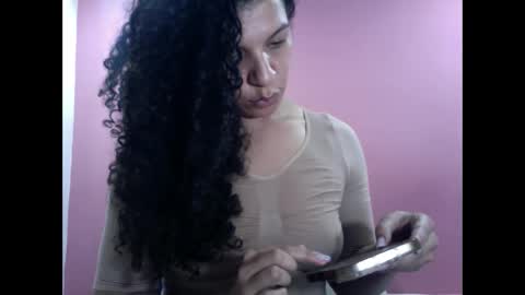 Snapshot of gatubelahotxxx chatting on 3, 12, 2024 gatubelahotxxx online show from 3, 12, 2024