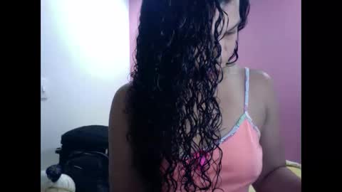 Snapshot of gatubelahotxxx chatting on 3, 1, 2025 gatubelahotxxx online show from 3, 1, 2025