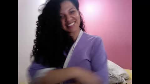 Snapshot of gatubelahotxxx chatting on 6, 1, 2025 gatubelahotxxx online show from 6, 1, 2025