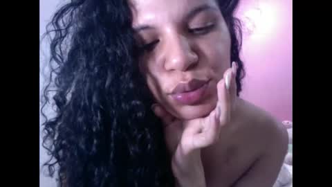 Snapshot of gatubelahotxxx chatting on 12, 1, 2025 gatubelahotxxx online show from 12, 1, 2025