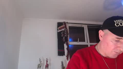 Snapshot of gavinkush chatting on 15, 12, 2025 gavinkush online show from 15, 12, 2025