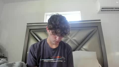 Snapshot of gayndepressed chatting on 20, 9, 2025 Trace online show from 20, 9, 2025