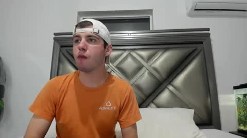 Snapshot of gayndepressed chatting on 24, 11, 2025 Trace online show from 24, 11, 2025