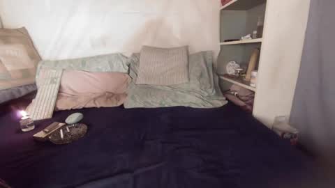 gayrobbin online show from 8, 10, 2025