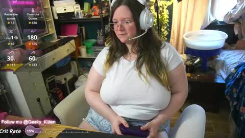 Snapshot of geeky_kitten chatting on 13, 9, 2025 Geeky Kitten Leina - online show from 13, 9, 2025