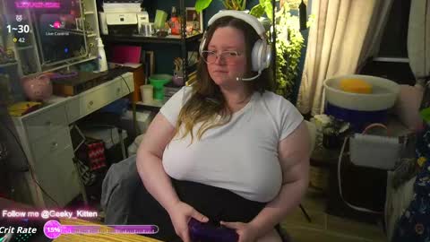 Snapshot of geeky_kitten chatting on 26, 9, 2025 Geeky Kitten Leina - online show from 26, 9, 2025
