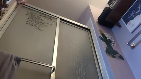 Snapshot of geeznutsizonyrchyn chatting on 4, 3, 2025 Geeznutsizonyrchyn online show from 4, 3, 2025