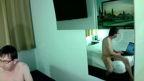 Snapshot of gegemei200 chatting on 2, 11, 2025 Ask me - if you want Ill probably be back online on December 20th around 200 German time online show from 2, 11, 2025